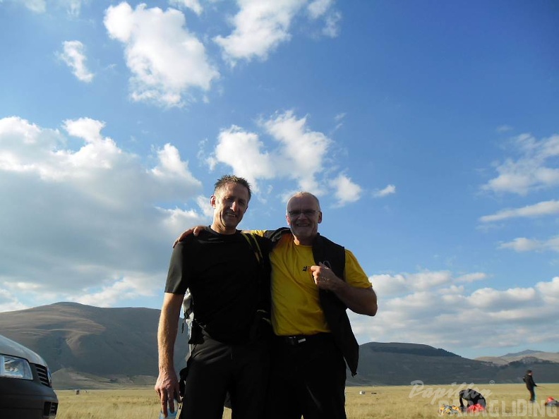 2011_Castelluccio_Gleitschirm_273.jpg