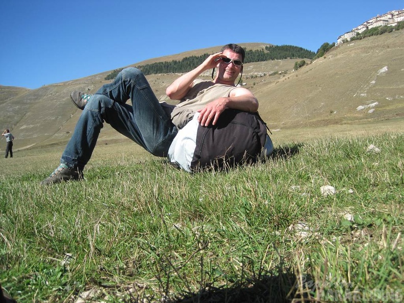 2011_Castelluccio_Gleitschirm_353.jpg