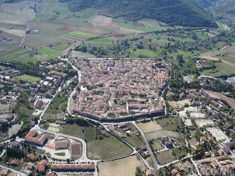 2011 Castelluccio Gleitschirm 357