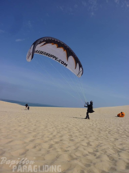 2011_Dune_du_Pyla_Paragliding_014.jpg