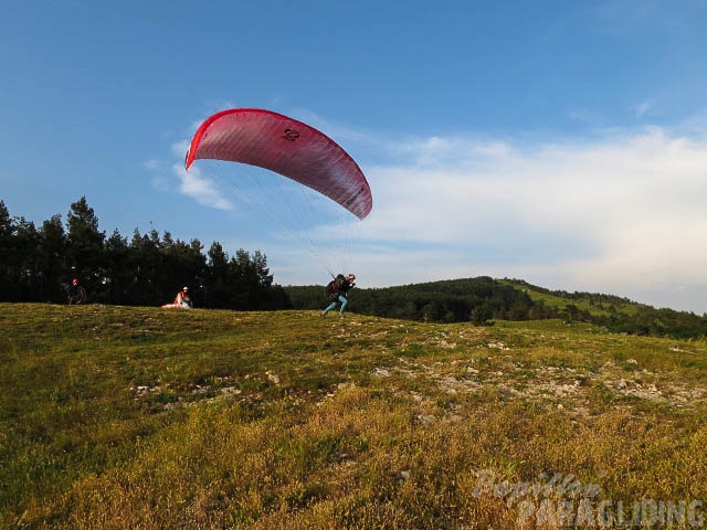 FUV24_15_M_Paragliding-350.jpg