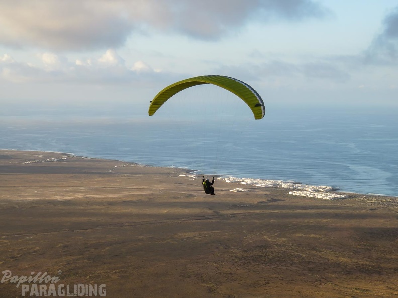 lanzarote-paragliding-410.jpg
