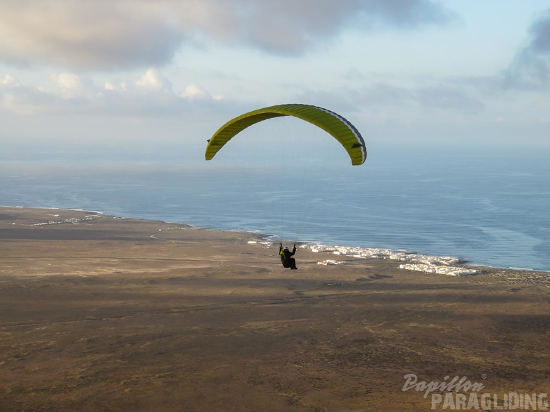 lanzarote-paragliding-410.jpg