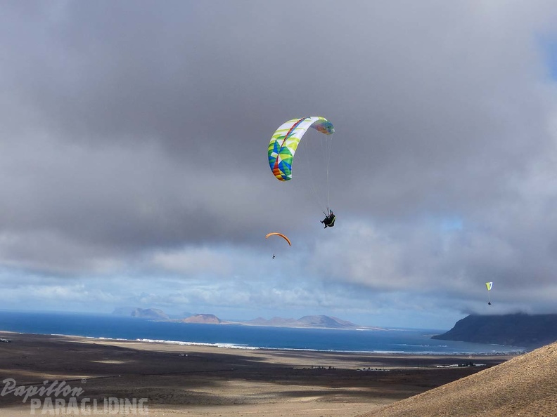 FLA50.17_Lanzarote-Paragliding-126.jpg