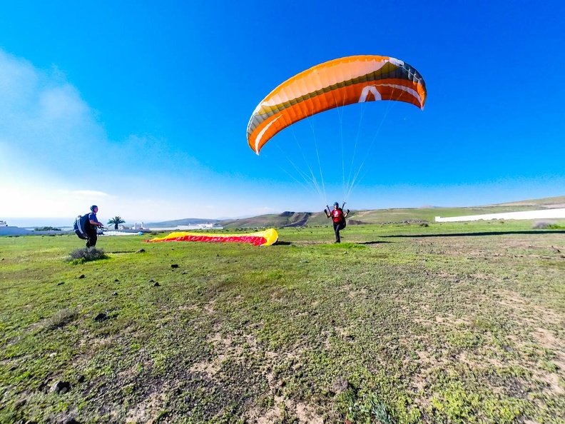 FLA49.18_Lanzarote-Paragliding-104.jpg