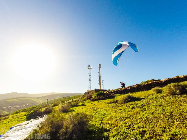 FLA49.18_Lanzarote-Paragliding-116.jpg