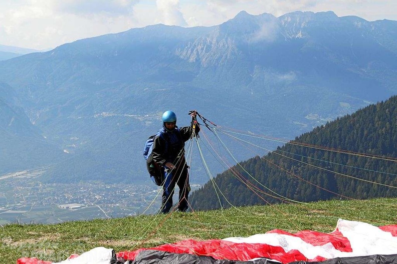2011 Levico Terme Paragliding 084