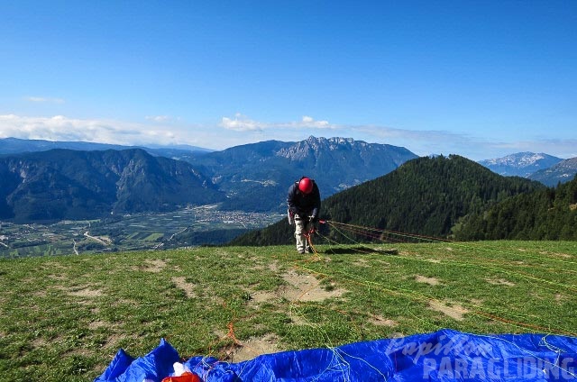 FL37 15 Levico Terme Paragliding-1012