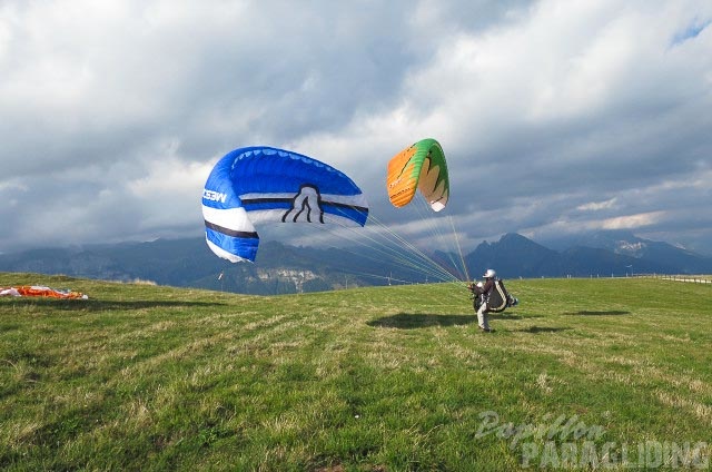 FL37 15 Levico Terme Paragliding-1154