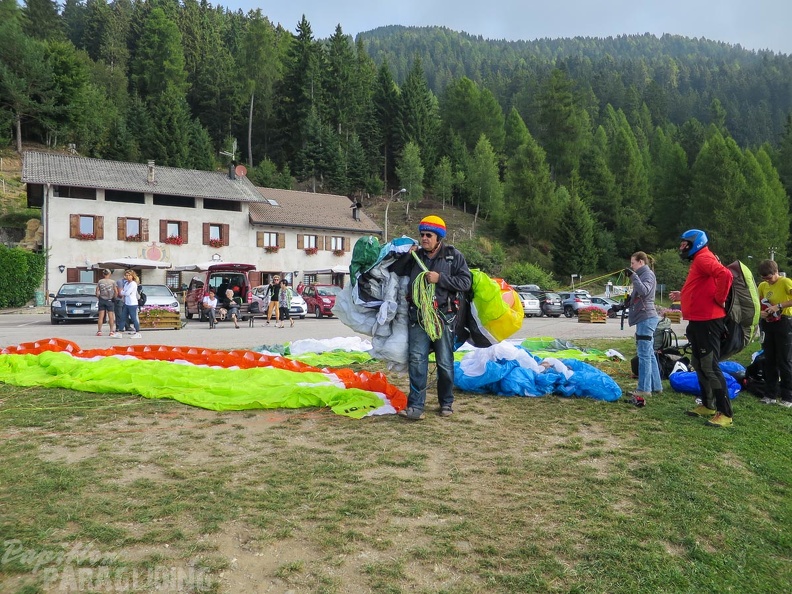 FL36.16-Paragliding-1013