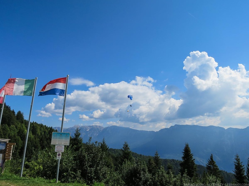 FL36.16-Paragliding-1175.jpg