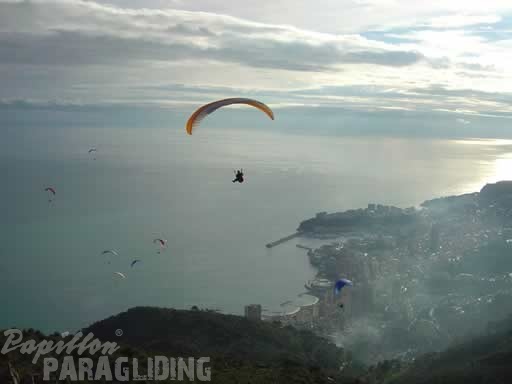 2004 Monaco Paragliding 021