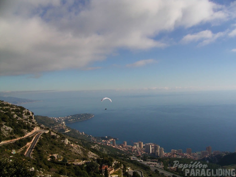 2005 Monaco 05 Paragliding 003