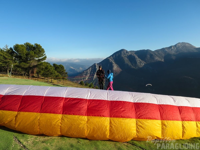 FM53.15 Paragliding-Monaco 02-167