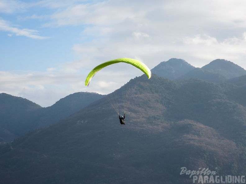 FM53.15 Paragliding-Monaco 03-143