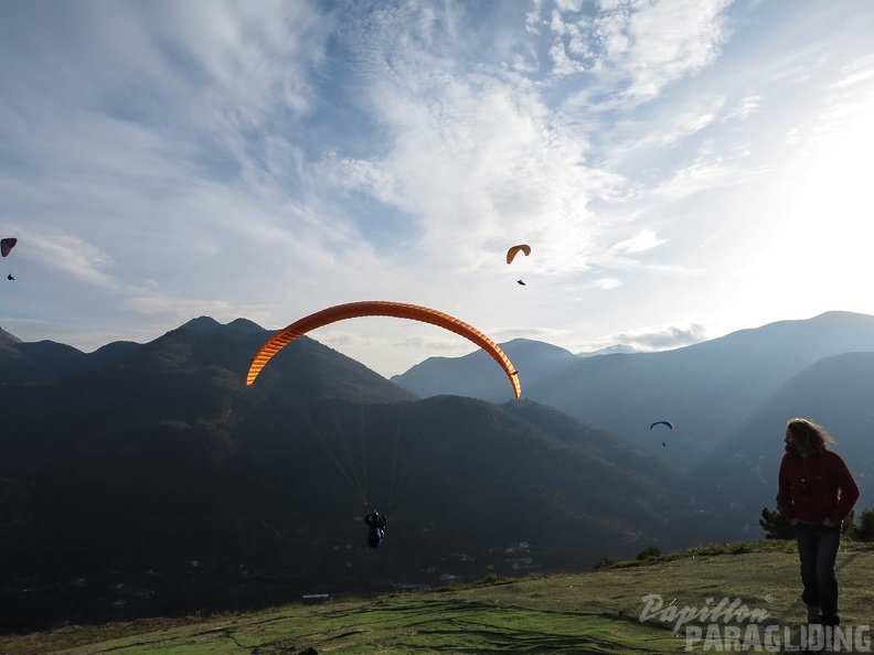 FM53.15_Paragliding-Monaco_03-145.jpg