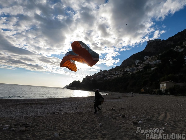 FM53.15 Paragliding-Monaco 04-182