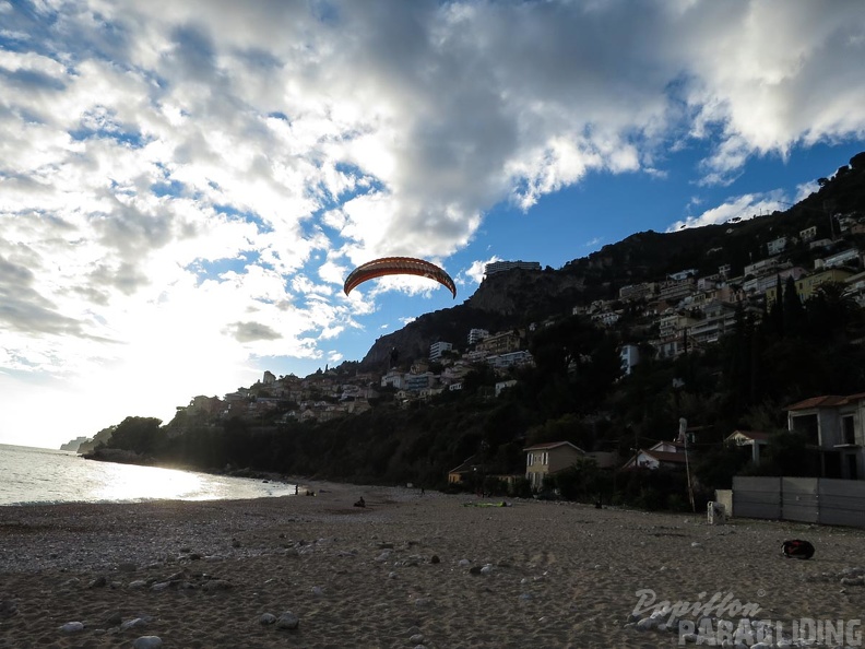 FM53.15 Paragliding-Monaco 04-192