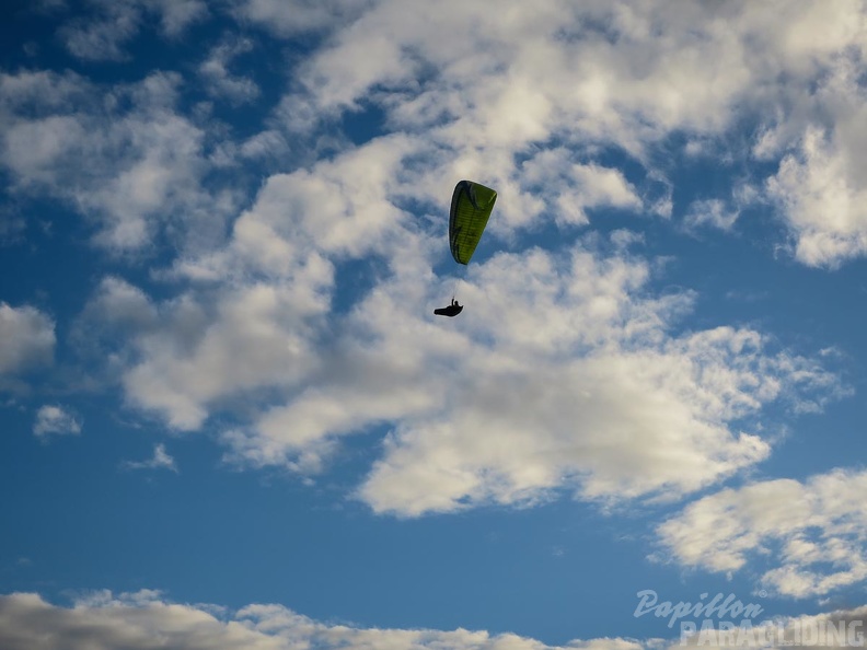 FM53.15 Paragliding-Monaco 04-212