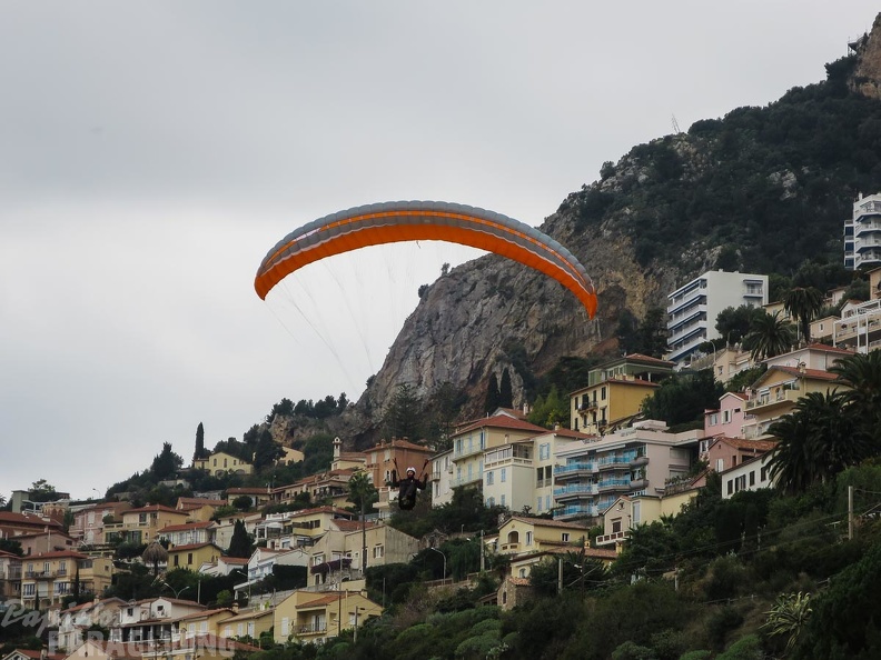 FM53.15 Paragliding-Monaco 06-170