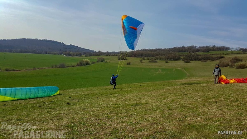 fg14.19 paragliding-126