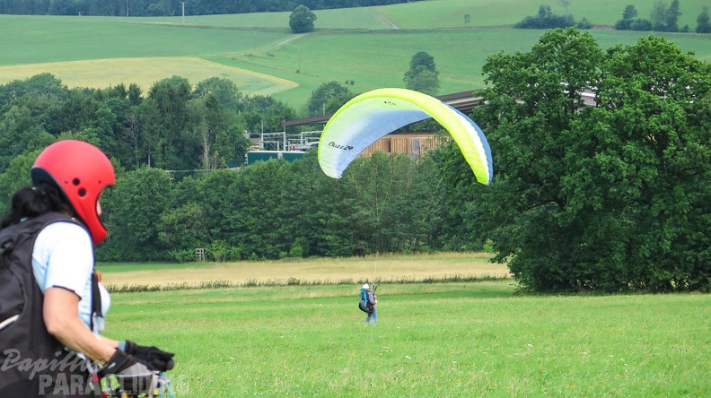 FG30.15_Paragliding-Rhoen-1018.jpg