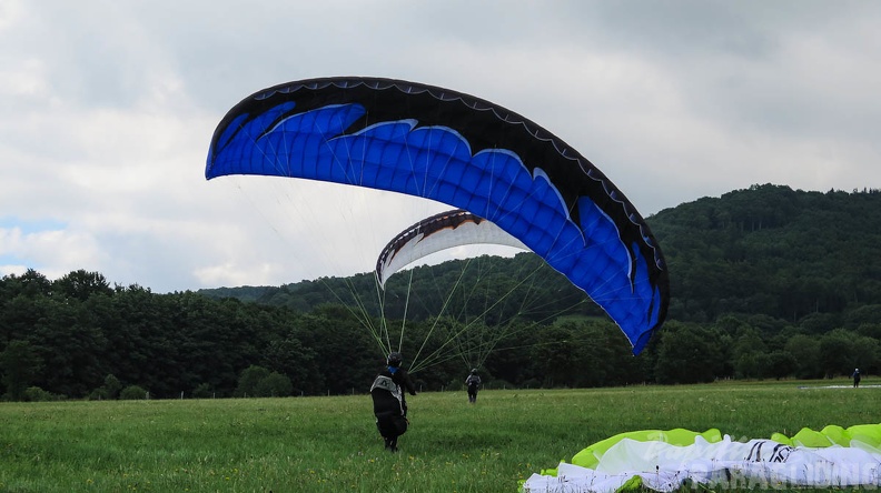 FG30.15 Paragliding-Rhoen-1026