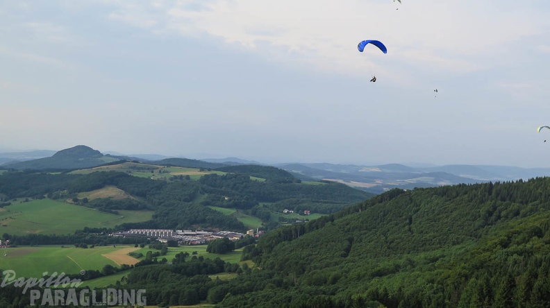 FG30.15_Paragliding-Rhoen-1079.jpg