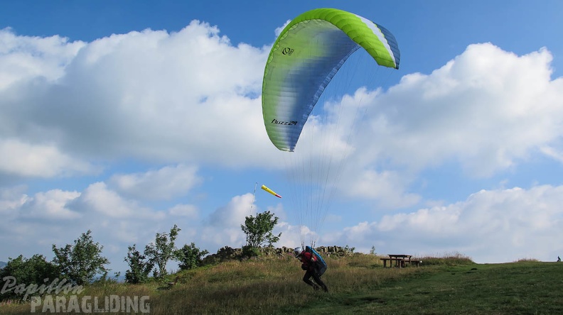 FG30.15_Paragliding-Rhoen-1127.jpg
