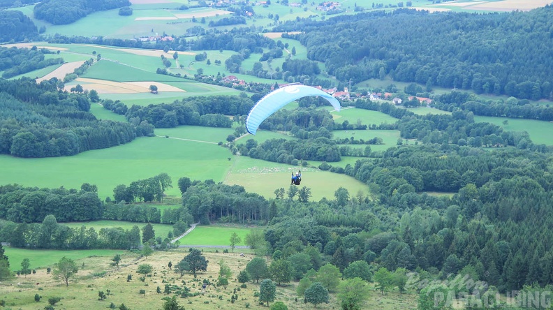 FG30.15_Paragliding-Rhoen-2127.jpg