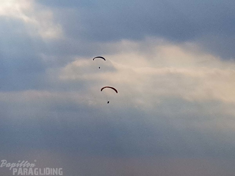 FG33.18_Paragliding-142.jpg