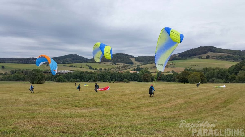 FG38.19 STR-Paragliding-Rhoen-133