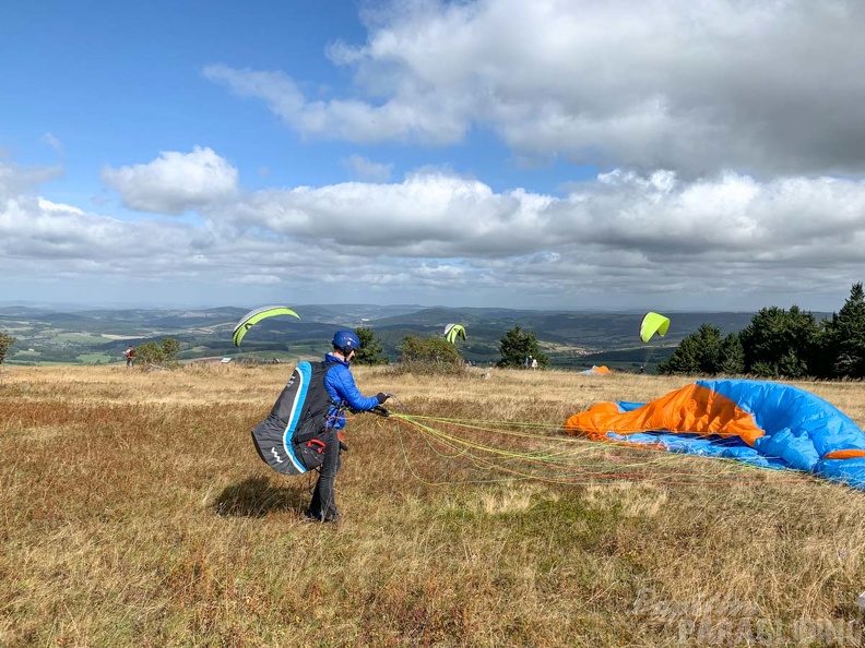 FG38.19 STR-Paragliding-Rhoen-155