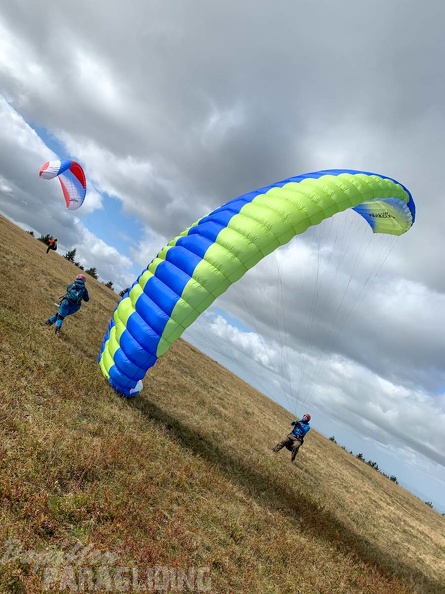 FG38.19_STR-Paragliding-Rhoen-163.jpg