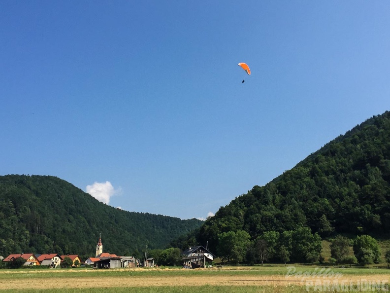 FSB30.15_Paragliding-Bled.jpg-1201.jpg