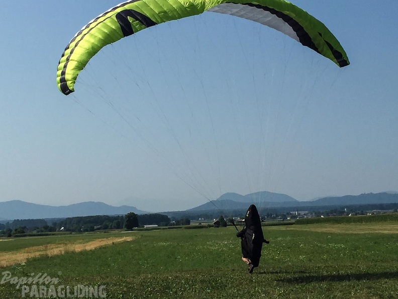 FSB30.15 Paragliding-Bled.jpg-1209
