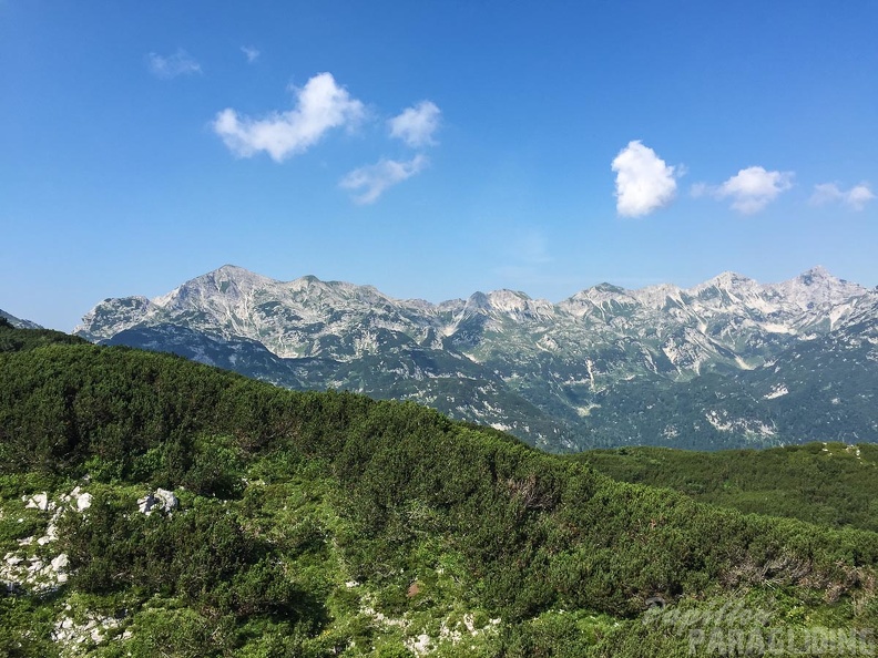 FSB30.15 Paragliding-Bled.jpg-1315