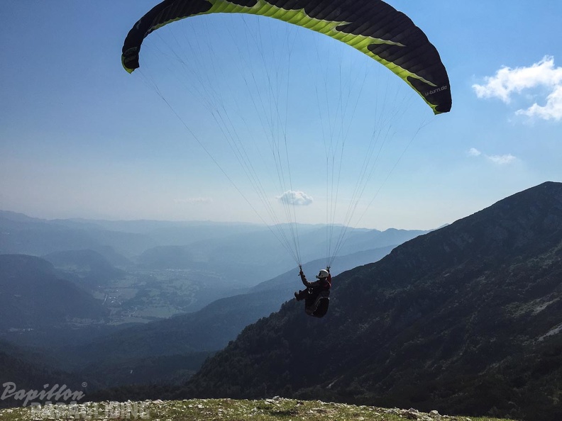 FSB30.15 Paragliding-Bled.jpg-1359
