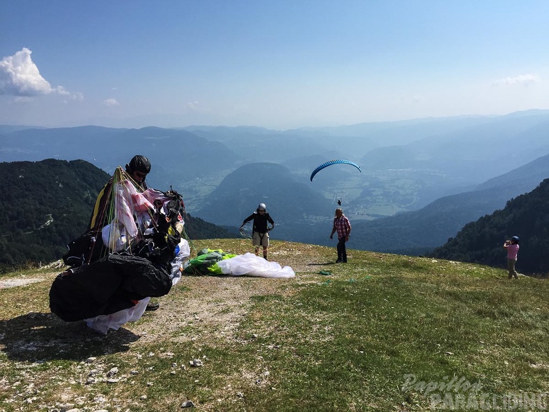 FSB30.15 Paragliding-Bled.jpg-1373