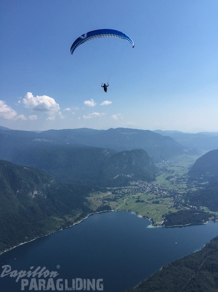 FSB30.15 Paragliding-Bled.jpg-1379