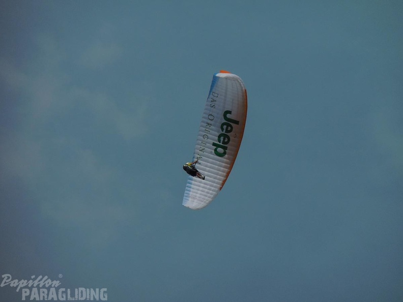 FSB30.15 Paragliding-Bled.jpg-1479