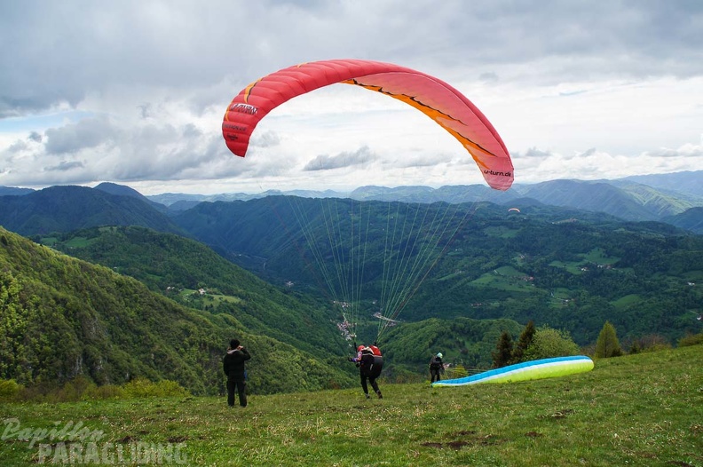 FS19.17 Slowenien-Paragliding-Papillon-315