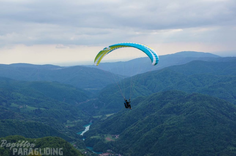 FS19.17 Slowenien-Paragliding-Papillon-372