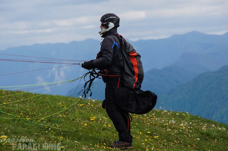 FS19.17 Slowenien-Paragliding-Papillon-378