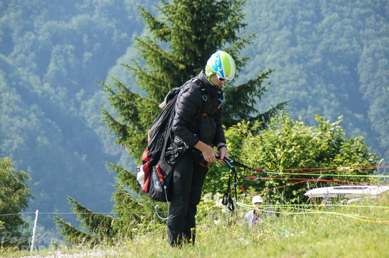 FS24.17 Slowenien-Paragliding-Papillon-100