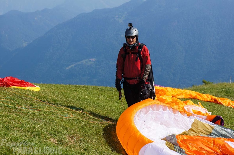 FS24.17 Slowenien-Paragliding-Papillon-176