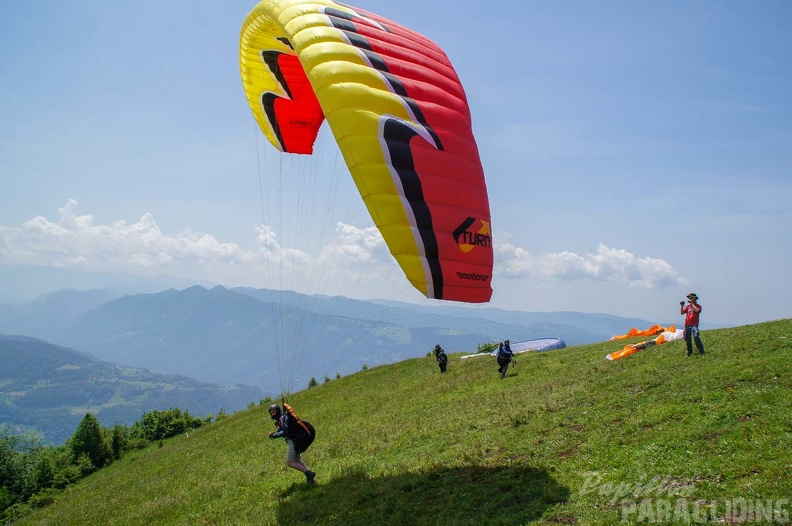 FS22.18_Slowenien-Paragliding-136.jpg