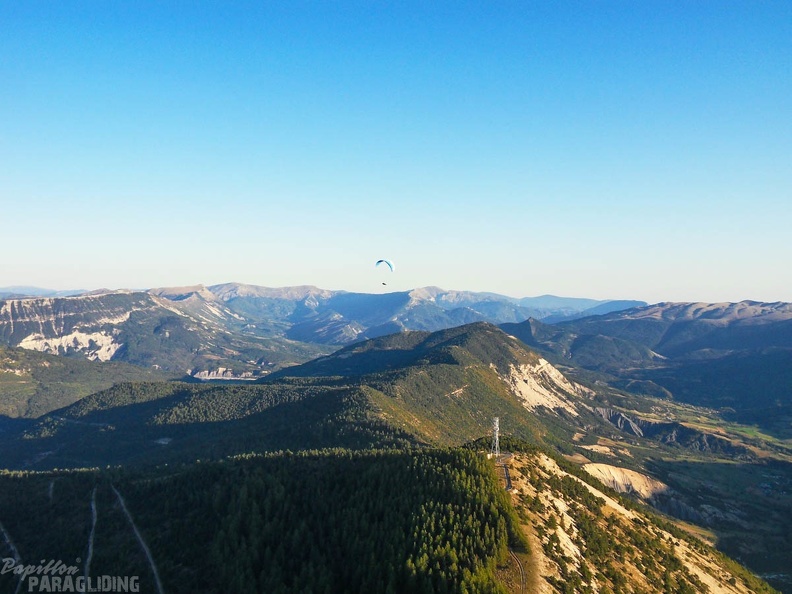 St_Andre_Paragliding_FW42_11-13.jpg
