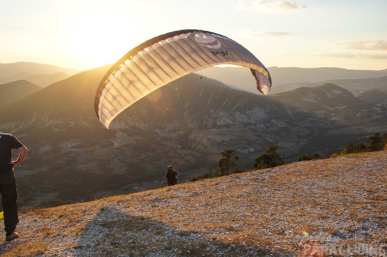 FX35.16-St-Andre-Paragliding-1474