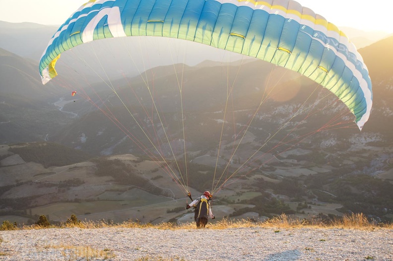 FX35.16-St-Andre-Paragliding-1479